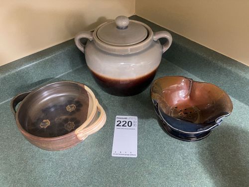 Lot #220 (1 of 10)
