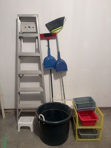 Lot #262 (1 of 15)