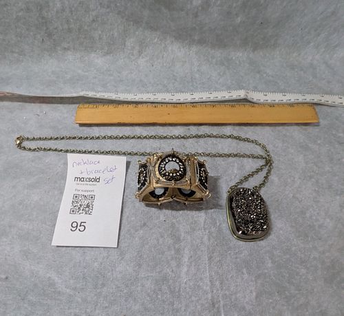 Lot #95 (1 of 7)