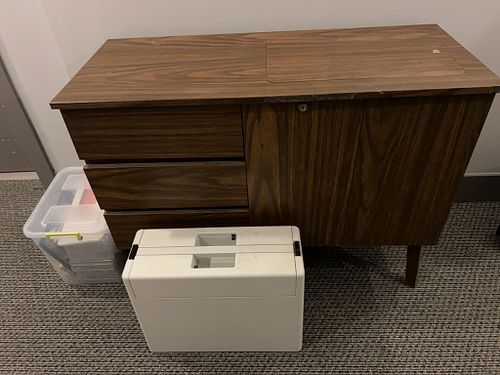 Lot #135 (1 of 9)