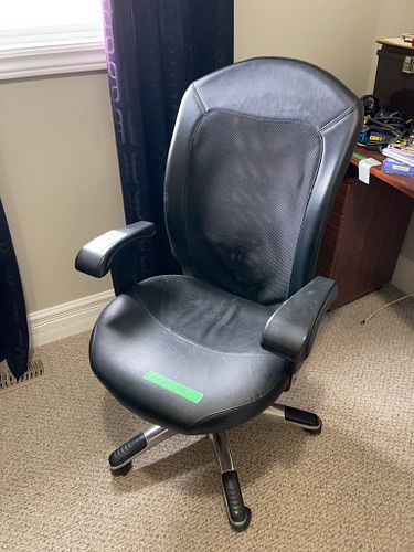 Lot #327 (1 of 9)