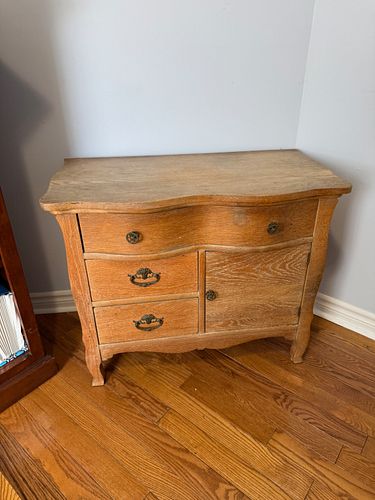Lot #25 (1 of 6)