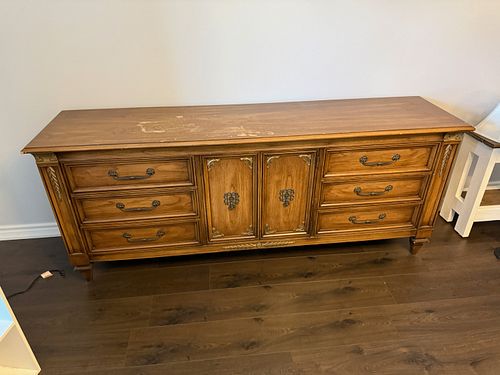 Lot #63 (1 of 8)