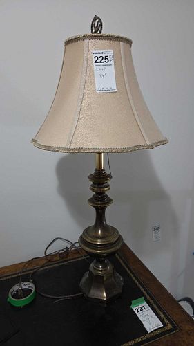 Lot #225 (1 of 9)