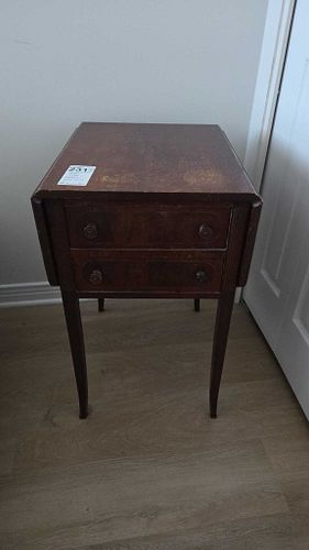 Lot #231 (1 of 9)