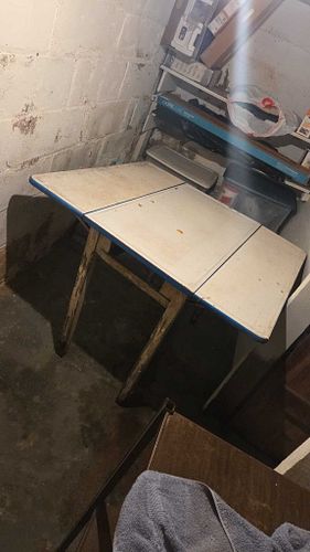 Lot #23 (1 of 8)
