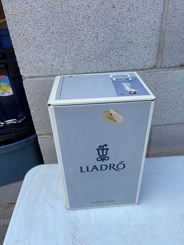 Lot #15 (1 of 8)