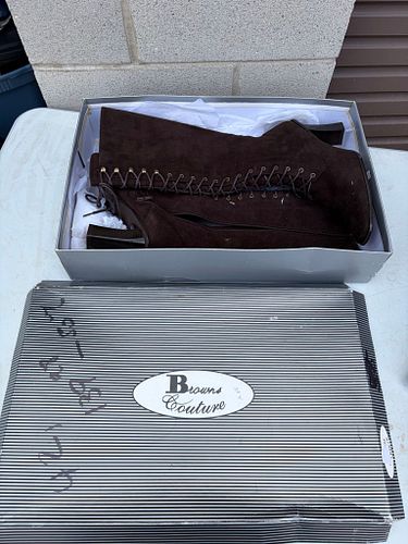 Lot #28 (1 of 10)