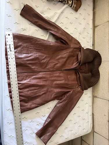Lot #46 (1 of 9)