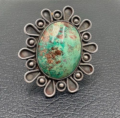 Lot #28 (1 of 6)
