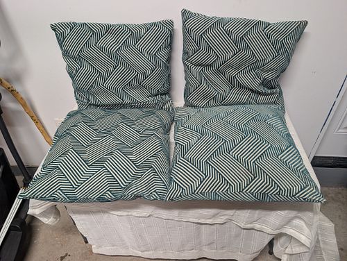 Lot #32 (1 of 7)