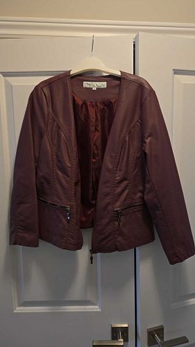 Lot #136 (1 of 6)