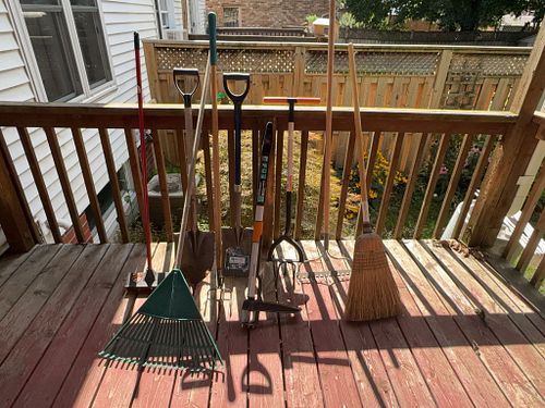 Lot #147 (1 of 8)