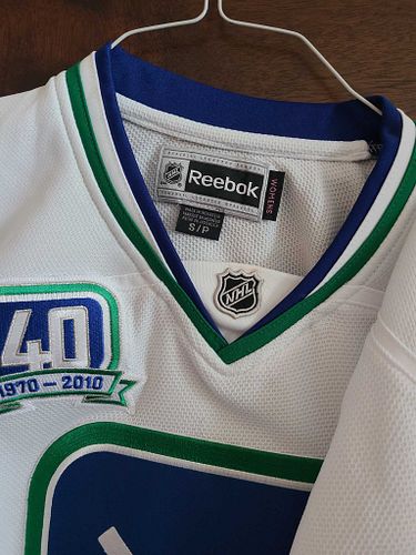 Lot #226 (1 of 8)