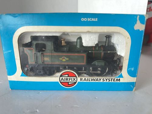 Lot #10 (1 of 12)