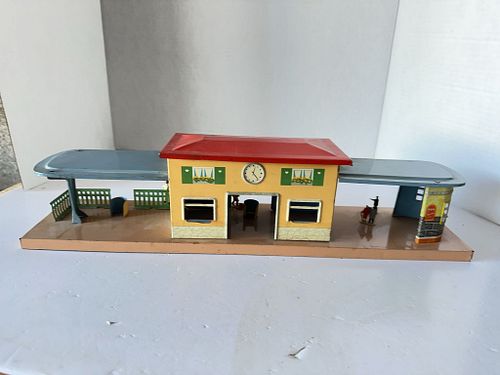 Lot #83 (1 of 9)
