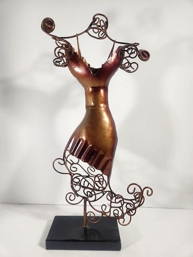 Lot #654 (1 of 6)