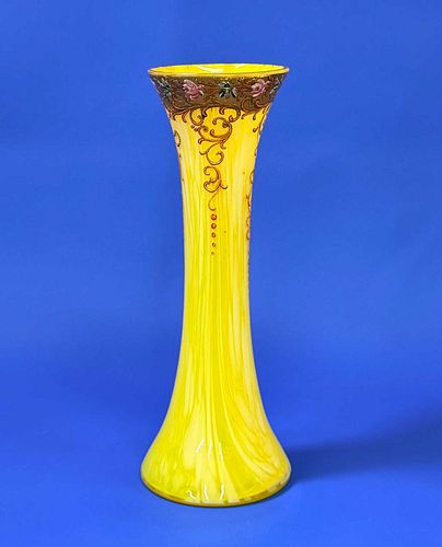 Lot #384 (1 of 8)