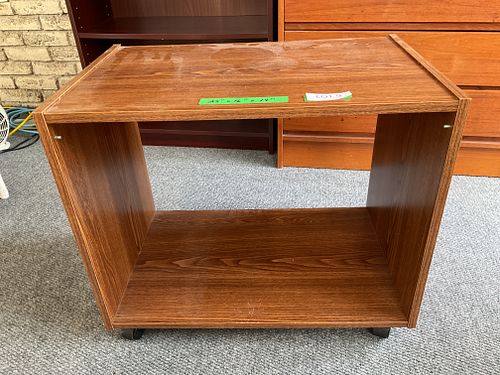 Lot #9 (1 of 4)