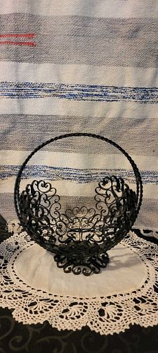 Lot #65 (1 of 10)