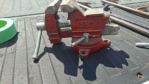 Lot #27 (1 of 4)