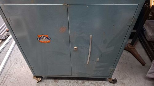 Lot #101 (1 of 12)