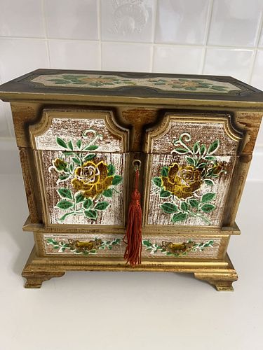 Lot #10 (1 of 4)