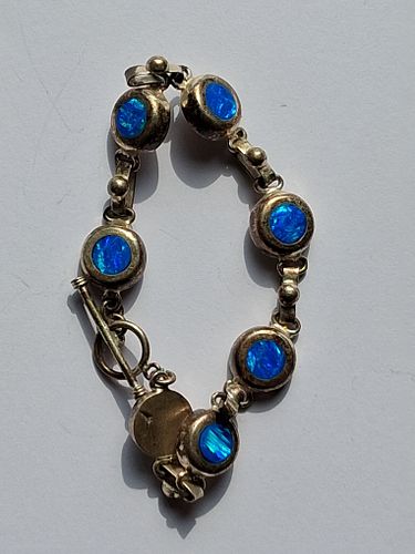 Lot #28 (1 of 6)