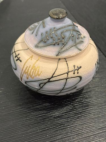 Lot #91 (1 of 8)
