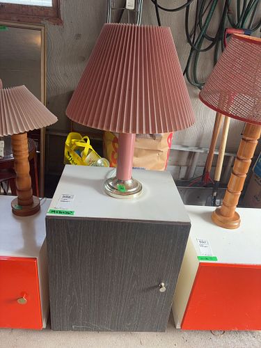 Lot #598 (1 of 8)
