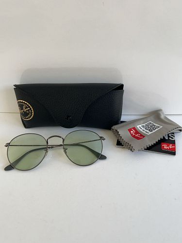 Lot #21 (1 of 8)