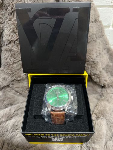 Lot #62 (1 of 5)