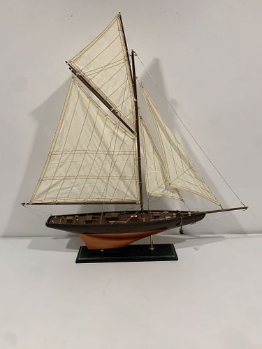 Lot #77 (1 of 17)