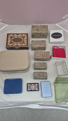 Lot #15 (1 of 13)