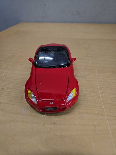 Lot #69 (1 of 4)