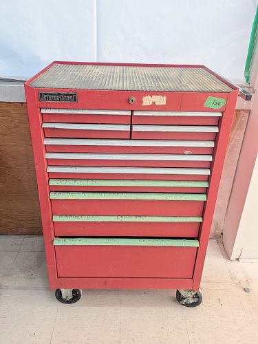 Lot #28 (1 of 13)