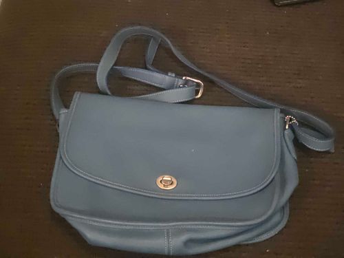 Lot #65 (1 of 17)