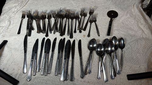 Lot #213 (1 of 5)