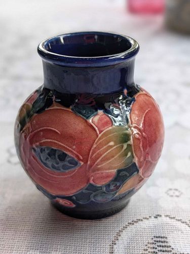 Lot #49 (1 of 7)