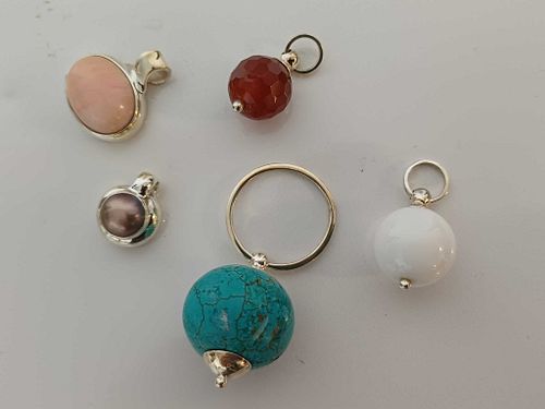 Lot #438 (1 of 7)