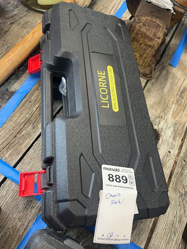 Lot #889 (1 of 8)