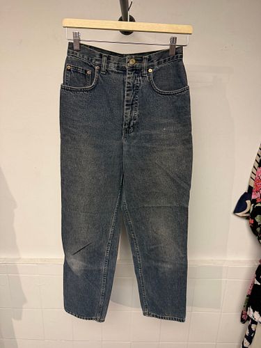 Lot #24 (1 of 3)