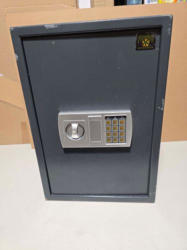 Lot #31 (1 of 6)