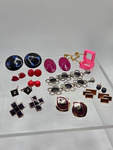 Lot #42 (1 of 15)