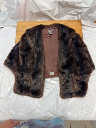 Lot #264 (1 of 4)