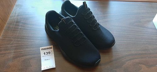 Lot #139 (1 of 5)