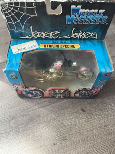 Lot #48 (1 of 13)