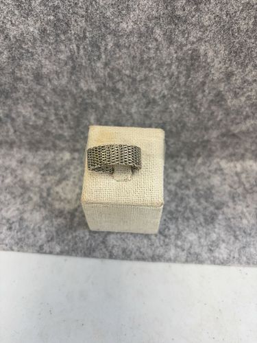 Lot #204 (1 of 4)