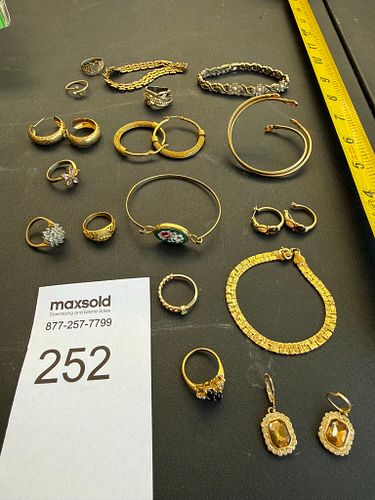 Lot #252 (1 of 7)