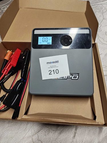 Lot #210 (1 of 4)